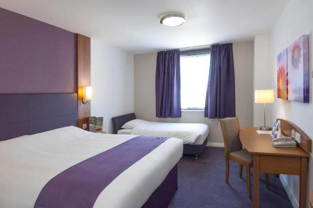 Premier Inn South Mimms/Potters Bar Eksteriør bilde