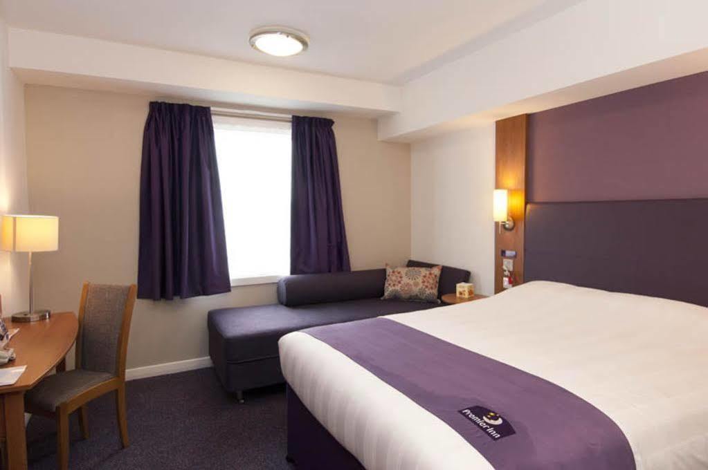 Premier Inn South Mimms/Potters Bar Eksteriør bilde